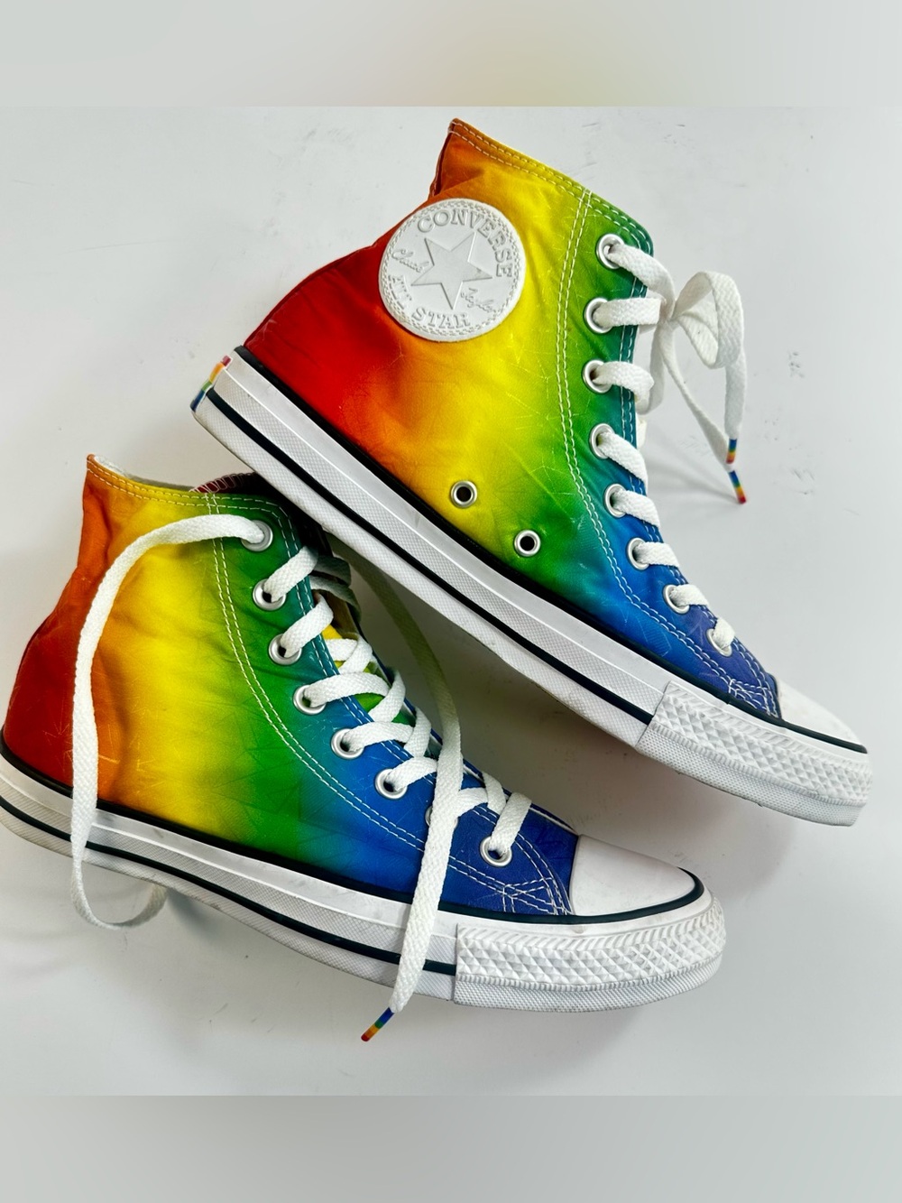 Rare Converse Chuck Taylor All Star high-top sneakers, Rainbow pride edition W9